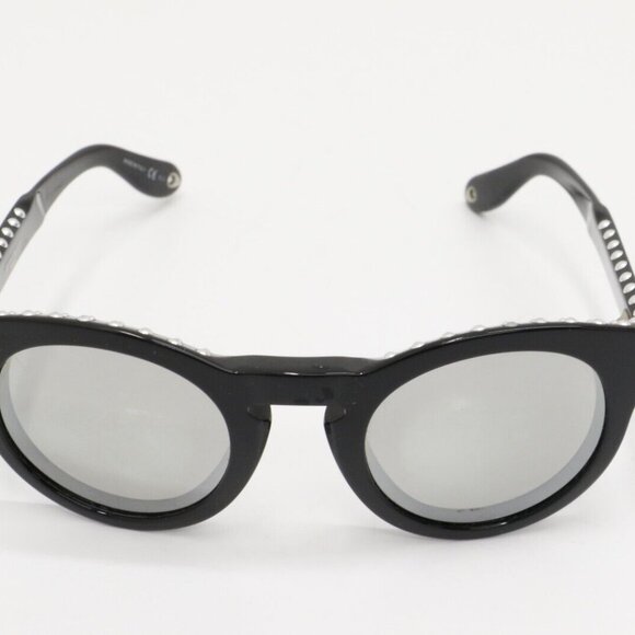 Givenchy Women's Studed Black Sunglasses GV - Picture 2 of 15